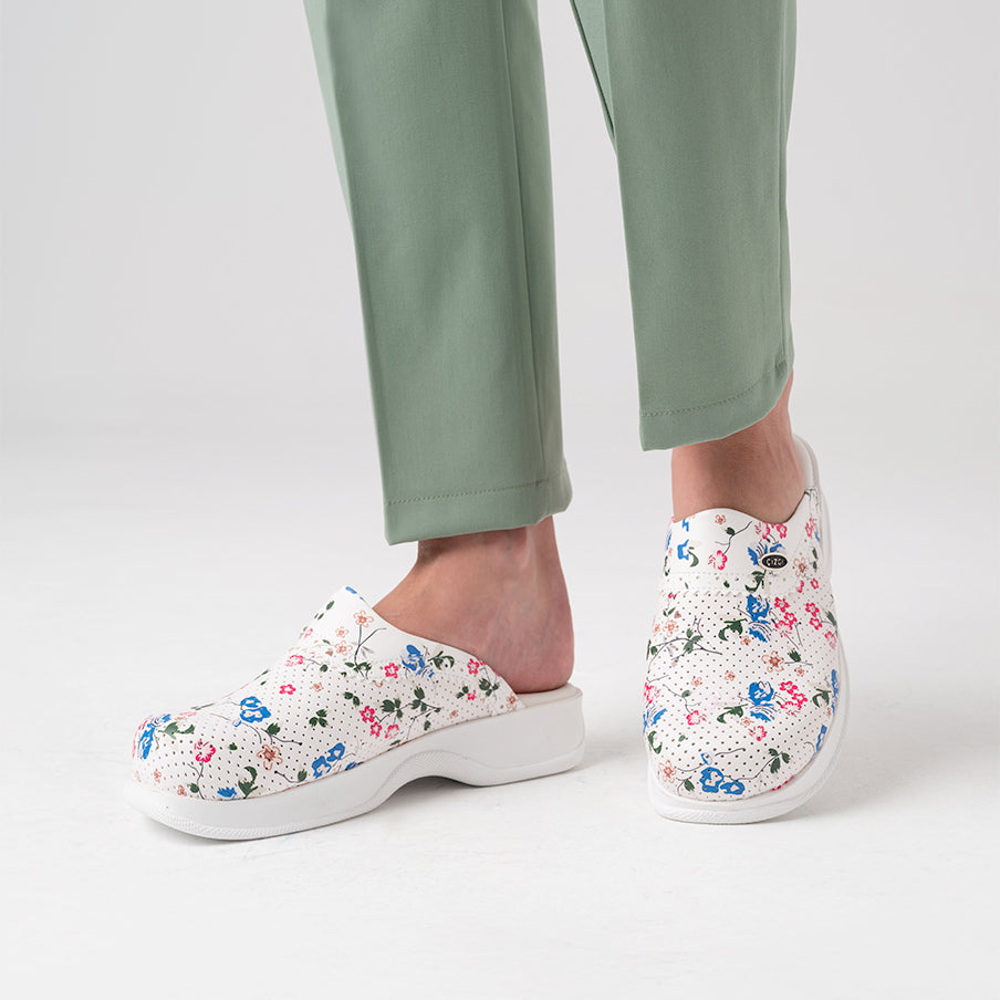 Women's Classic Perforated Sabo Slippers - Flowering