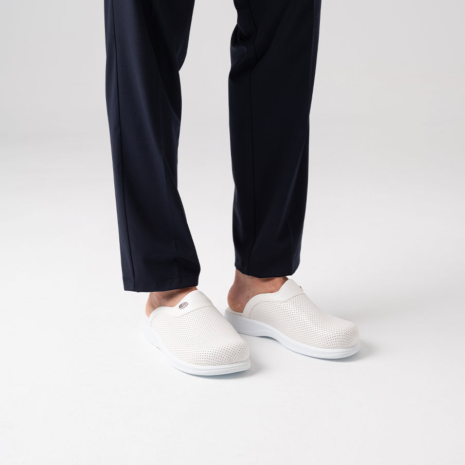Men's Classic Sabo Slippers (40-45)