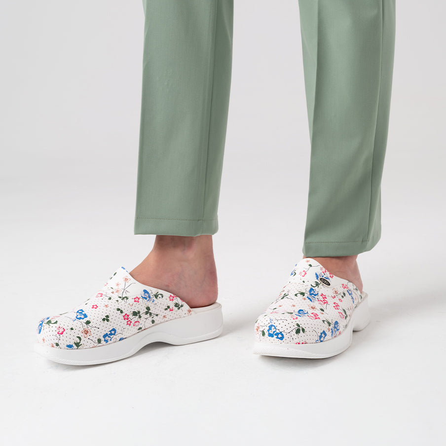 Women's Classic Perforated Sabo Slippers - Flowering